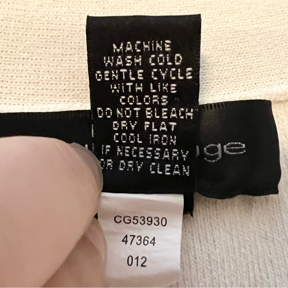 Cable & Gauge Women’s 3/4 Sleeve Round Neckline Comfy Ivory Viscose Top! Size L. - Picture 10 of 12